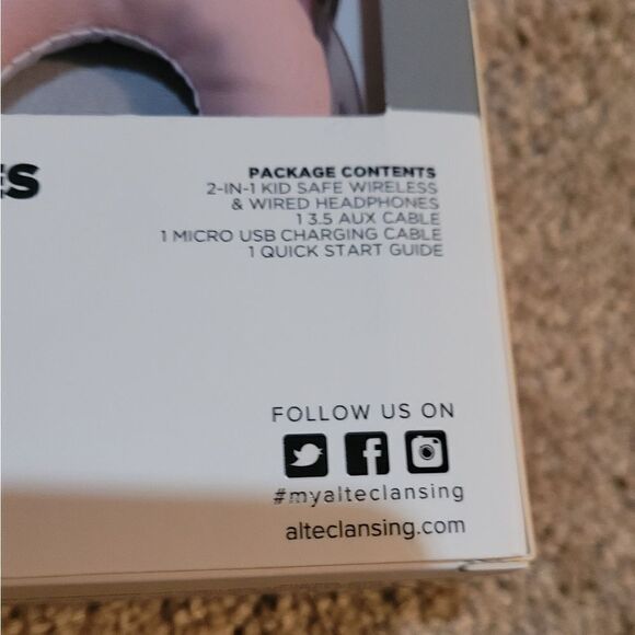 NIB Kid Safe Wireless & Wired Headphones Bluetooth Pink - Picture 4 of 5